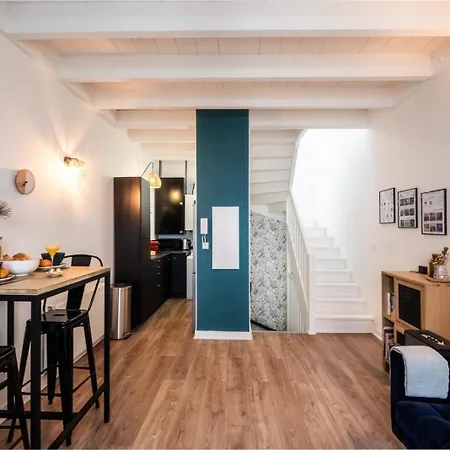 3 Etoiles Centre Historique Au Calme A Pied Apartment Bordeaux
